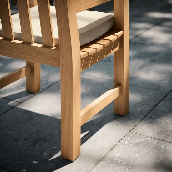 D2_2217-garpa-summerfield-armlehnstuhl-teak-1500x1500.