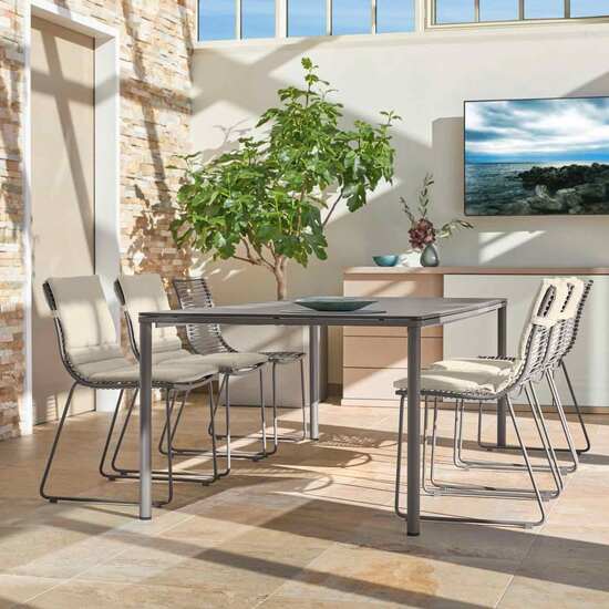 6453_Pan_Stuhl_Graphit_ambiente_produktdetail-1500x1500