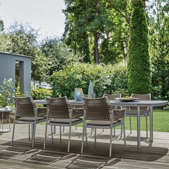 garpa_temper_braun_geflochten_polypropylen_edelstahl_temper_ambiente_1500x1500_1