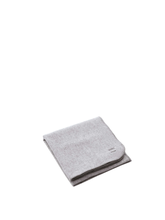 Cassis Plaid Creme 145 x 80