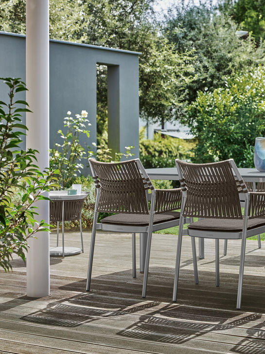 Temper Armlehnstuhl Braun