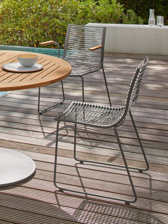 Pan Armlehnstuhl Graphit